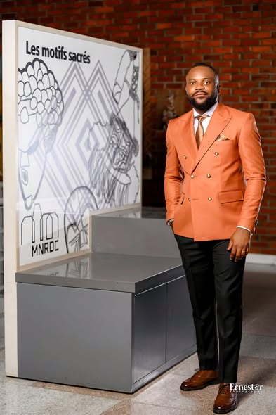 Men's Breast Suit